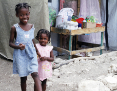 Lourdmia et Chanika, Port-au-Prince, Haiti