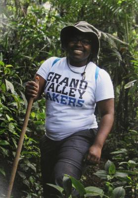 Lakers Abroad (Ecuador)