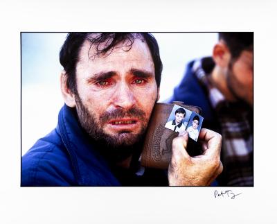 Kosovar-Albanian refugee, Albanian border with Kosovo