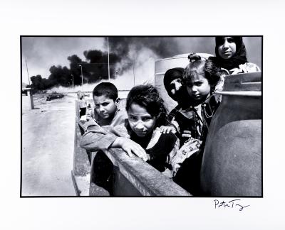 Displaced Iraqis during the war in Iraq, near Basra, Iraq