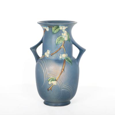 "Snowberry Line" Vase