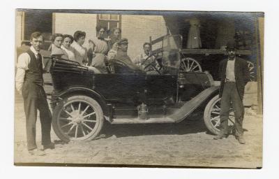 Untitled (People in Car) 